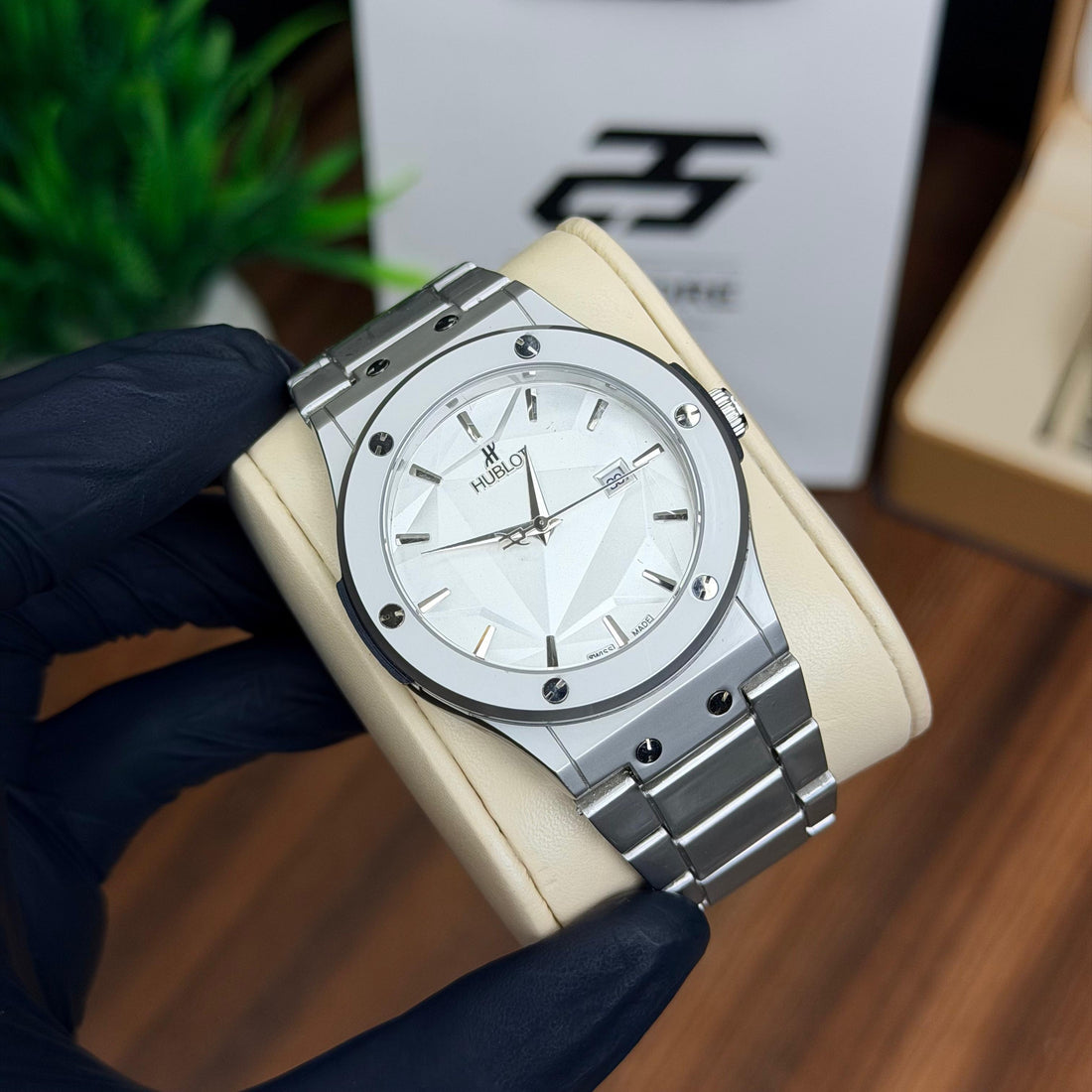 Hublot Circle Semi Auto