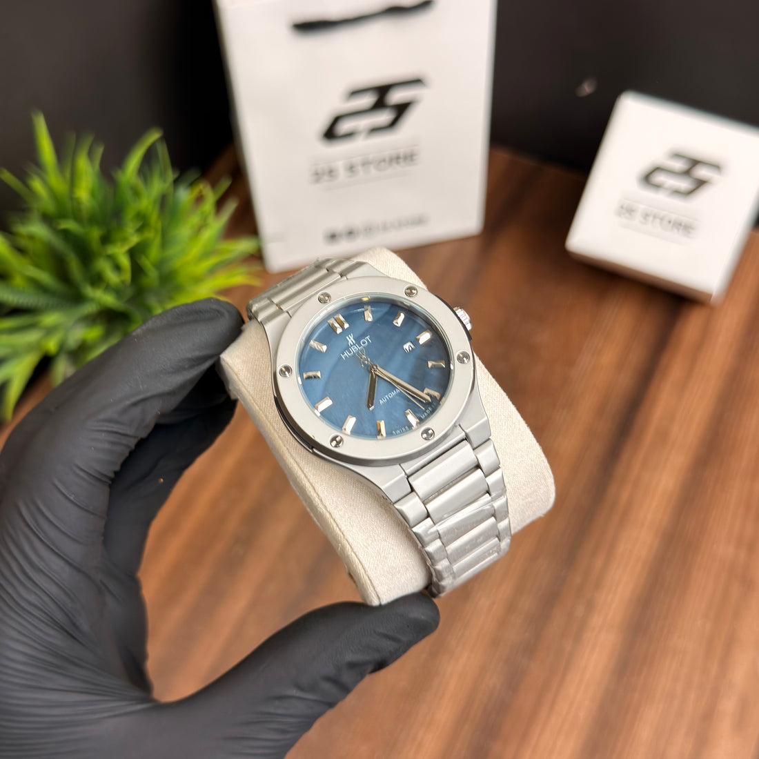 Hublot  circle