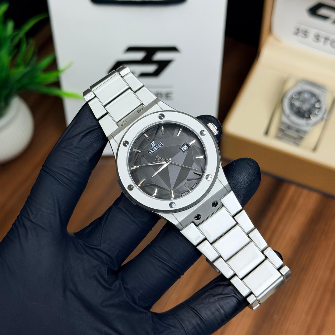 Hublot Circle Semi Auto